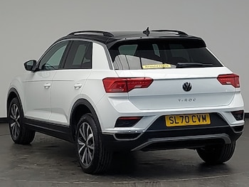 Used Volkswagen T-Roc 2020 for sale - 76614229: Photo