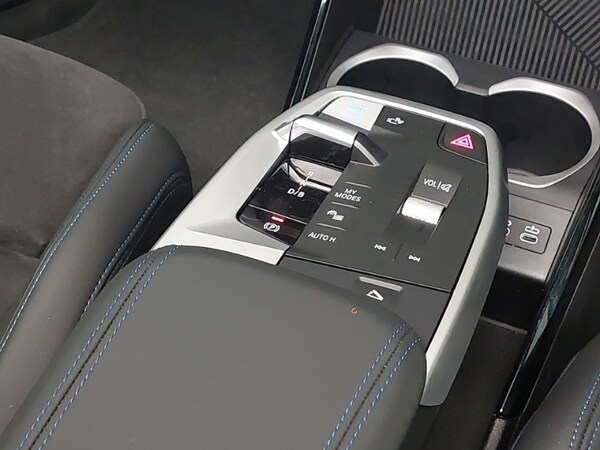 Used BMW iX1 2025 for sale - 76244151: Photo 10