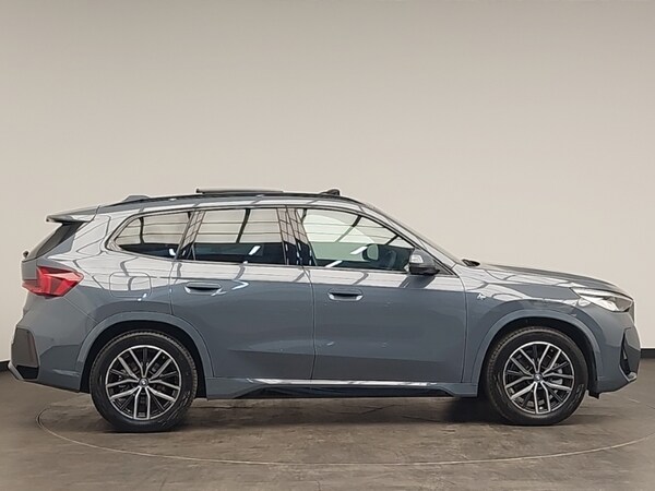 Used BMW iX1 2025 for sale - 76244151: Photo 2