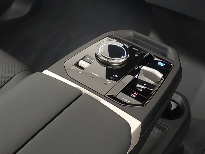 Used BMW iX 2023 for sale - 78129170: Photo 10