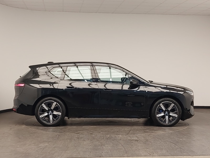 Used BMW iX 2023 for sale - 78129170: Photo 2