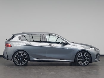 Used BMW 1 Series 2025 for sale - 76052205: Photo 2