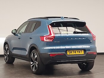 Used Volvo XC40 2024 for sale - 75989445: Photo