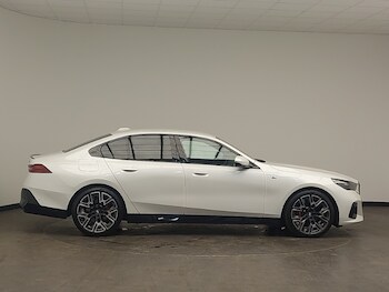 Used BMW 5 Series 2023 for sale - 78523123: Photo
