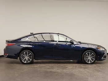 Used Lexus ES 2023 for sale - 77073628: Photo