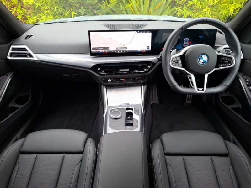 Used BMW 3 Series 2025 for sale - 76478832: Photo 2