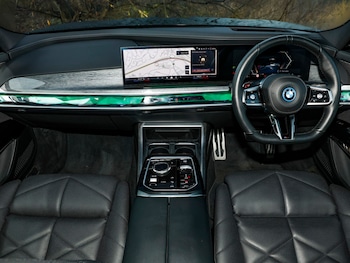 Used BMW i7 2023 for sale - 79368635: Photo