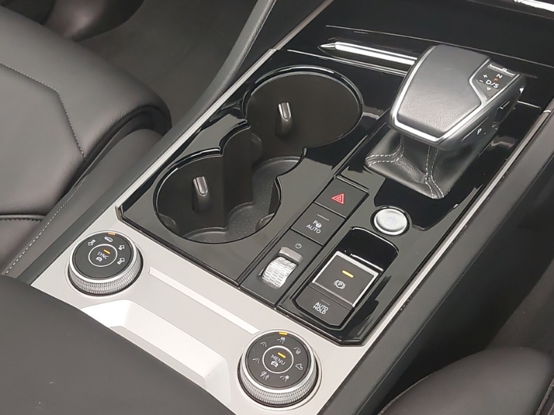 Used Volkswagen Touareg 2023 for sale - 76493300: Photo 10