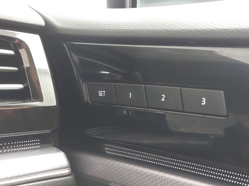 Used Volkswagen Touareg 2023 for sale - 76493300: Photo 17