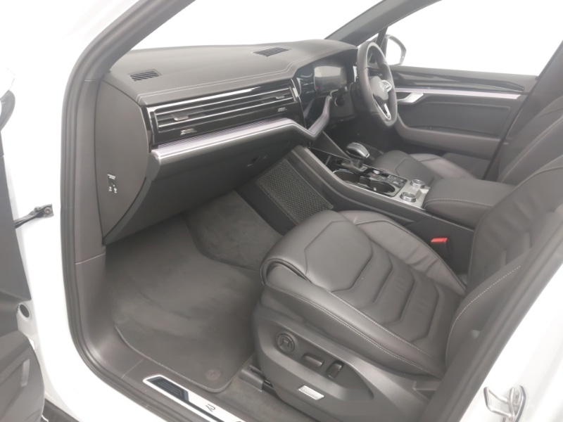 Used Volkswagen Touareg 2023 for sale - 76493300: Photo 7