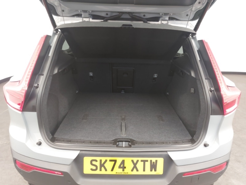 Used Volvo XC40 2024 for sale - 76907035: Photo 13