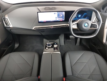 Used BMW iX 2023 for sale - 76103399: Photo 4