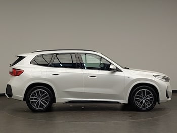 Used BMW iX1 2025 for sale - 76208368: Photo 2
