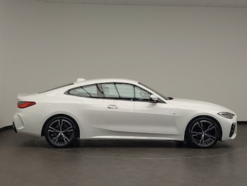 Used BMW 4 Series 2022 for sale - 75939527: Photo