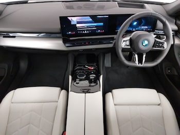 Used BMW 5 Series 2025 for sale - 77433181: Photo