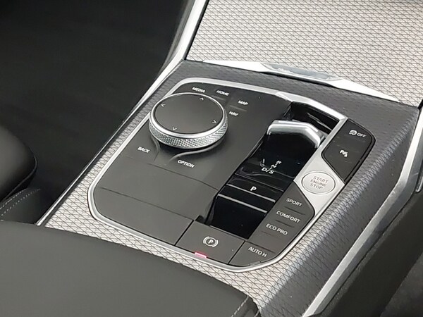 Used BMW 3 Series 2024 for sale - 75072309: Photo 10