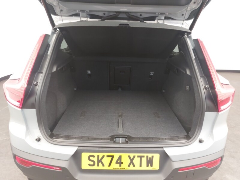 Used Volvo XC40 2024 for sale - 78033043: Photo 13