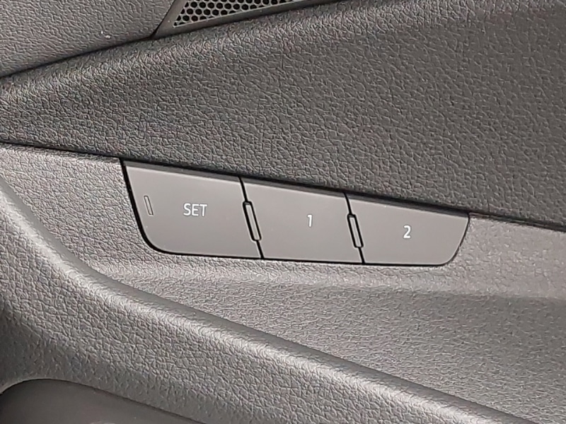 Used Audi Q8 2024 for sale - 76707959: Photo 17