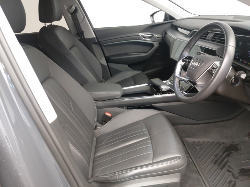 Used Audi Q8 2024 for sale - 76707959: Photo 6