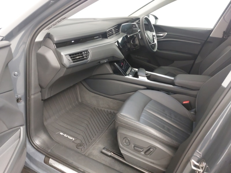 Used Audi Q8 2024 for sale - 76707959: Photo 7