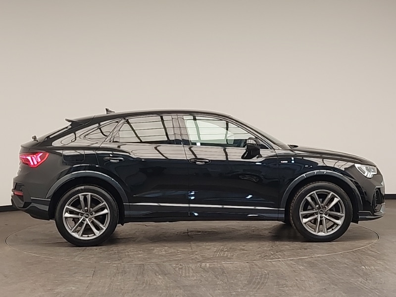 Used Audi Q3 2023 for sale - 78093688: Photo 2