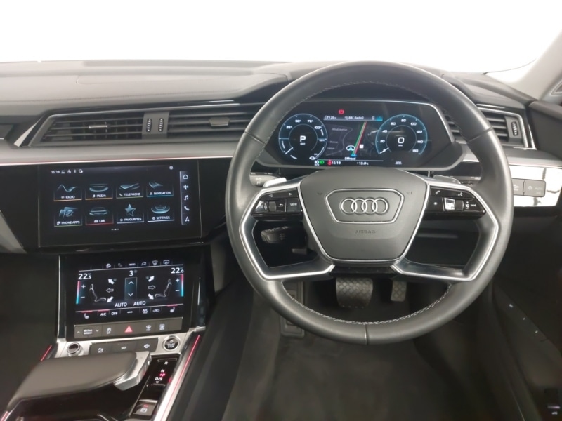 Used Audi Q8 2023 for sale - 77454165: Photo 5