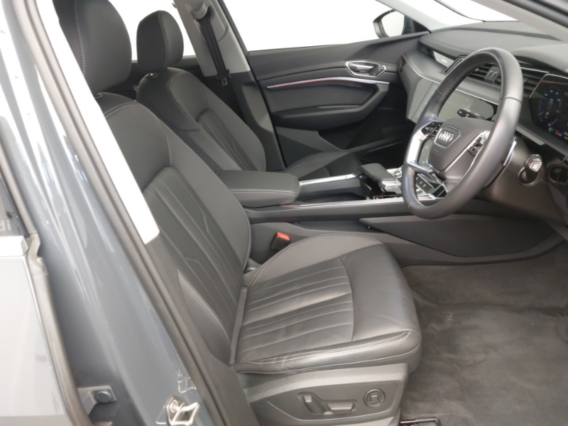 Used Audi Q8 2023 for sale - 77454165: Photo 6