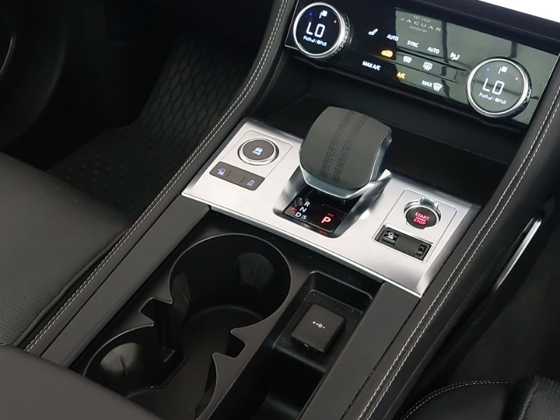 Used Jaguar F-Pace 2022 for sale - 76160855: Photo 10