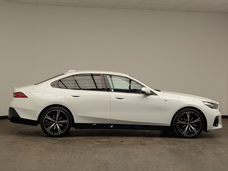 Used BMW 5 Series 2026 for sale - 77419113: Photo 2