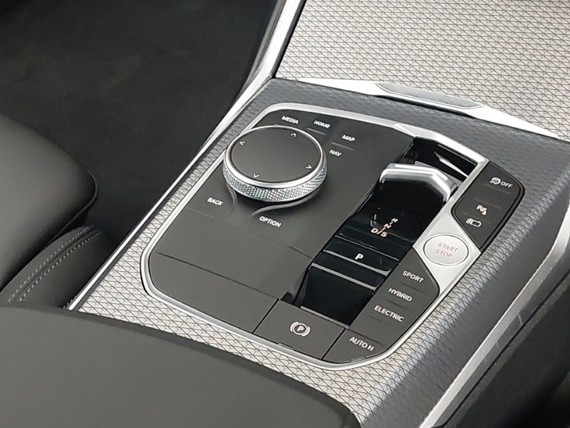 Used BMW 3 Series 2025 for sale - 76795644: Photo 10