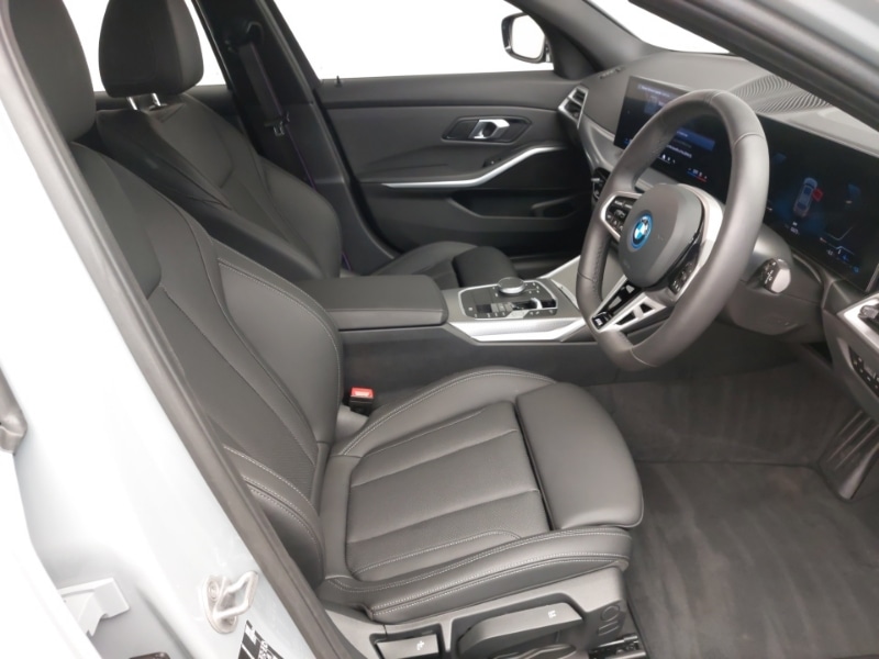 Used BMW 3 Series 2025 for sale - 76795644: Photo 6