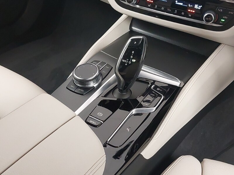 Used BMW 5 Series 2023 for sale - 76619180: Photo 10