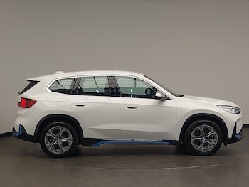 Used BMW iX1 2023 for sale - 75629297: Photo