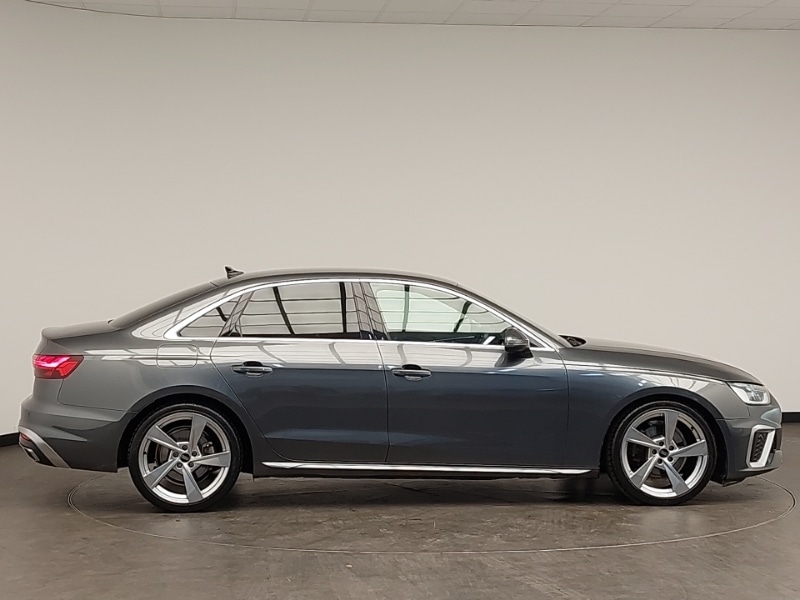 Used Audi A4 2022 for sale - 76052419: Photo 2