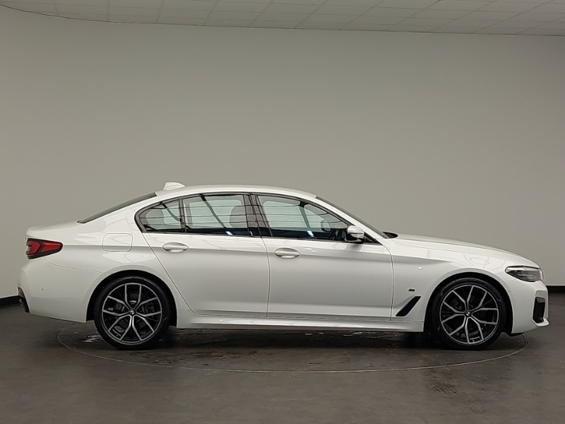 Used BMW 5 Series 2022 for sale - 76348624: Photo 2