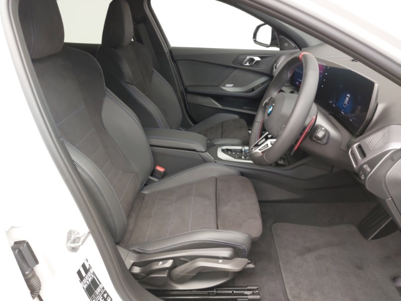 Used BMW 1 Series 2025 for sale - 76893637: Photo 11