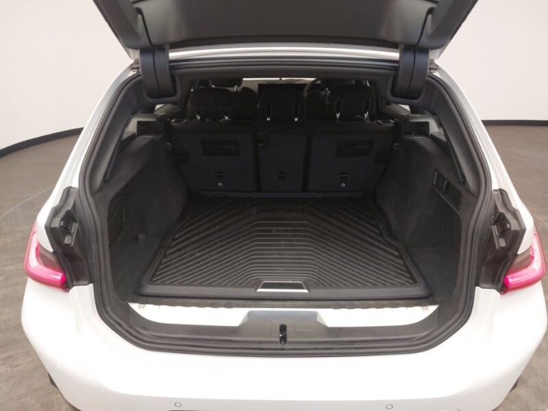 Used BMW 3 Series 2025 for sale - 77678448: Photo 13