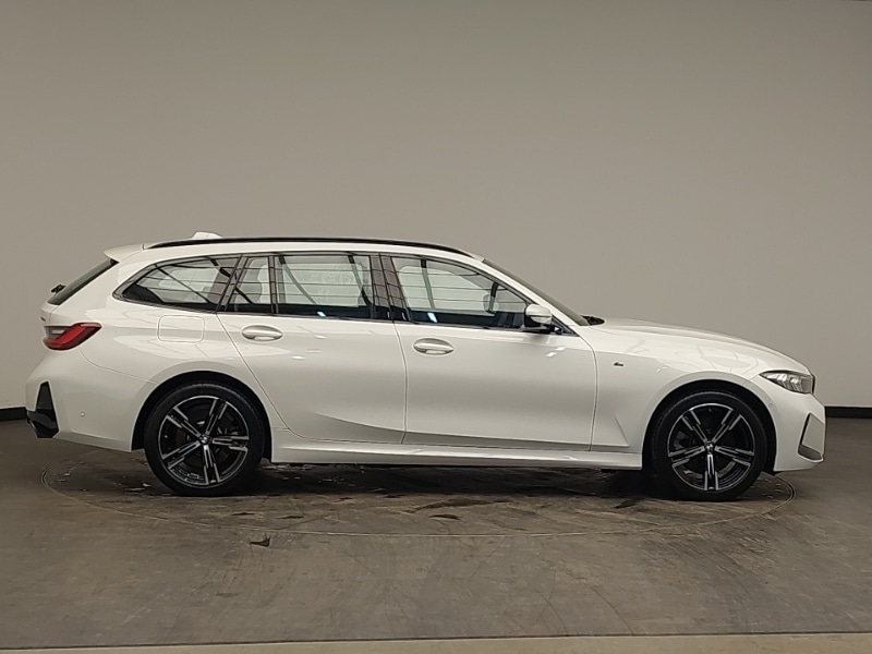 Used BMW 3 Series 2025 for sale - 77678448: Photo 2