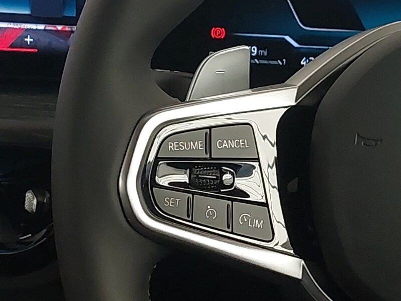 Used BMW 3 Series 2025 for sale - 77418991: Photo 9