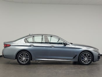 Used BMW 5 Series 2021 for sale - 76583740: Photo
