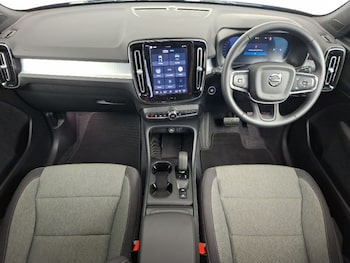 Used Volvo XC40 2025 for sale - 79011335: Photo