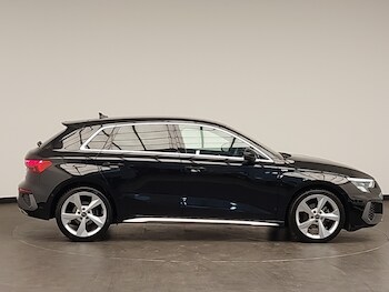 Used Audi A3 2023 for sale - 76233557: Photo 2