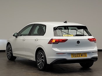 Used Volkswagen Golf 2023 for sale - 76947527: Photo