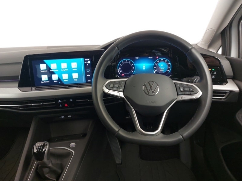 Used Volkswagen Golf 2023 for sale - 76947527: Photo 5