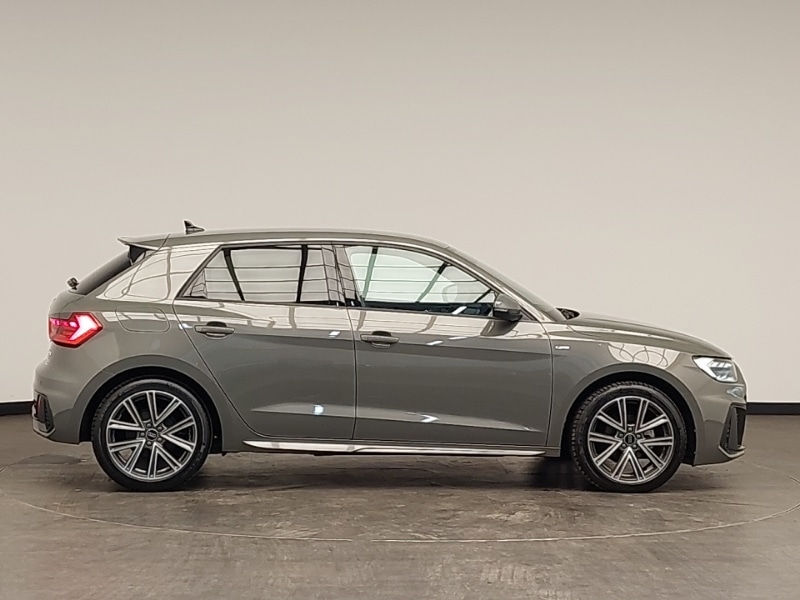 Used Audi A1 2023 for sale - 77008658: Photo 2