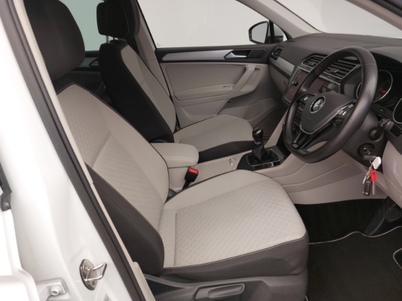 Used Volkswagen Tiguan 2019 for sale - 77433815: Photo 6