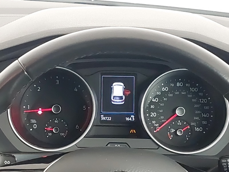 Used Volkswagen Tiguan 2019 for sale - 77433815: Photo 9