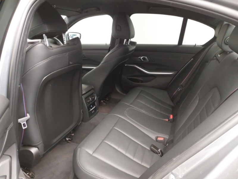 Used BMW 3 Series 2024 for sale - 76388000: Photo 12