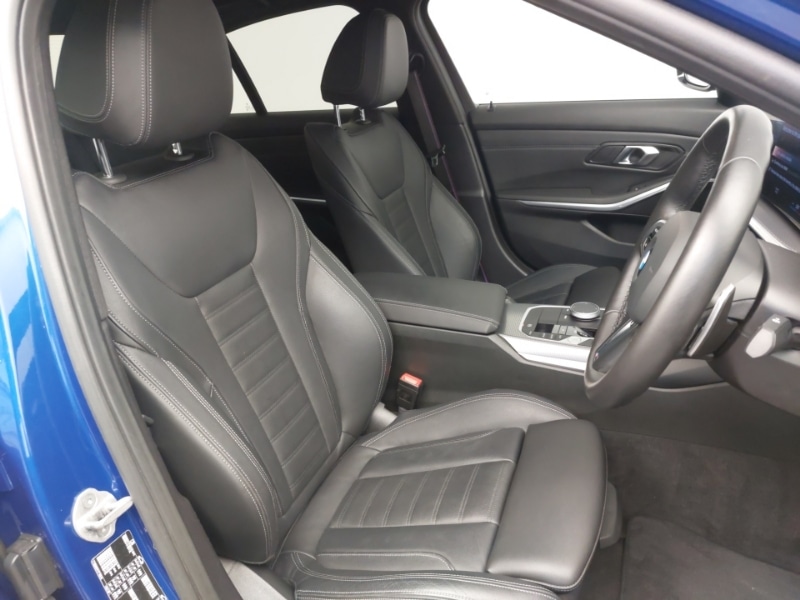 Used BMW 3 Series 2024 for sale - 77024682: Photo 11