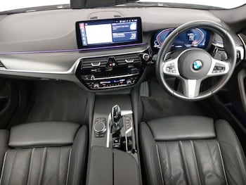 Used BMW 5 Series 2023 for sale - 76737064: Photo